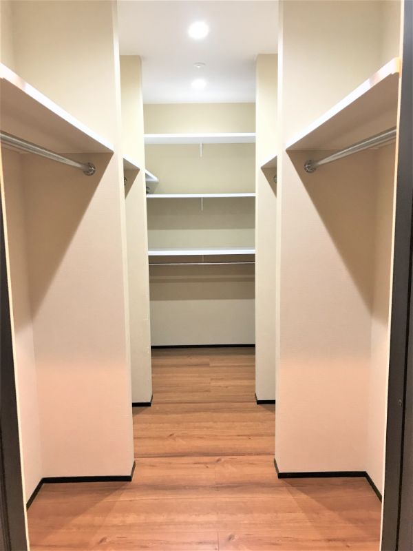 ヤマダホームズのウォークインクローゼット