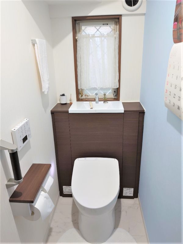 コープデリハウジングのリフォーム後のトイレ