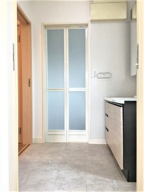 リフォーム前の洗面台