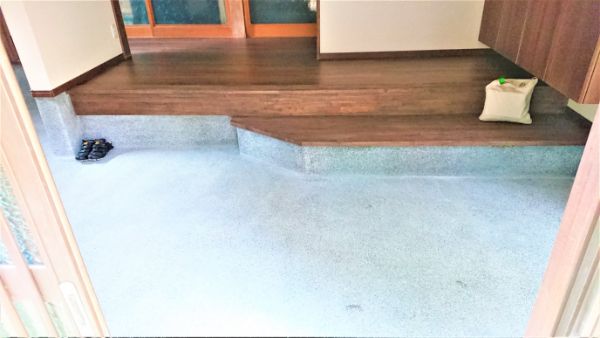 建築工房たかとりのリフォーム後の玄関