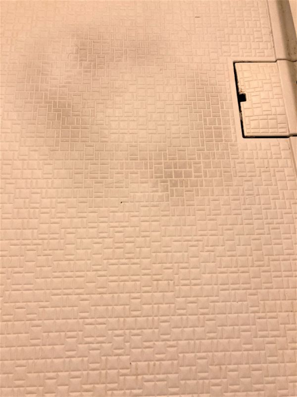 三井のリフォームの浴室の床