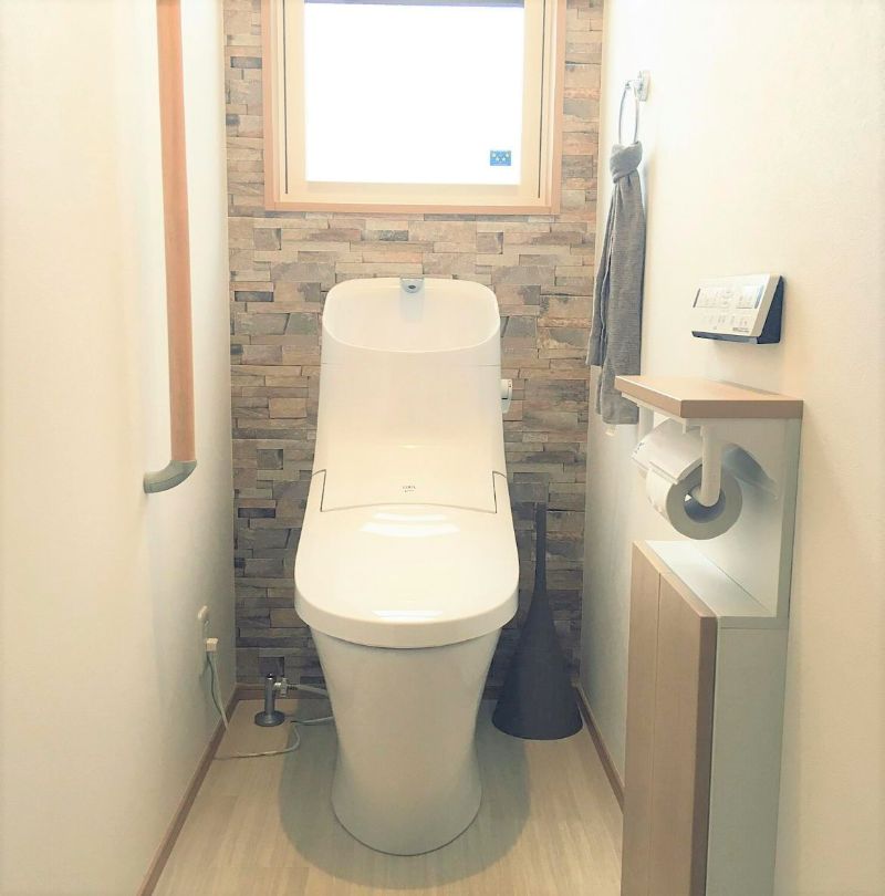 木麗な家のトイレ